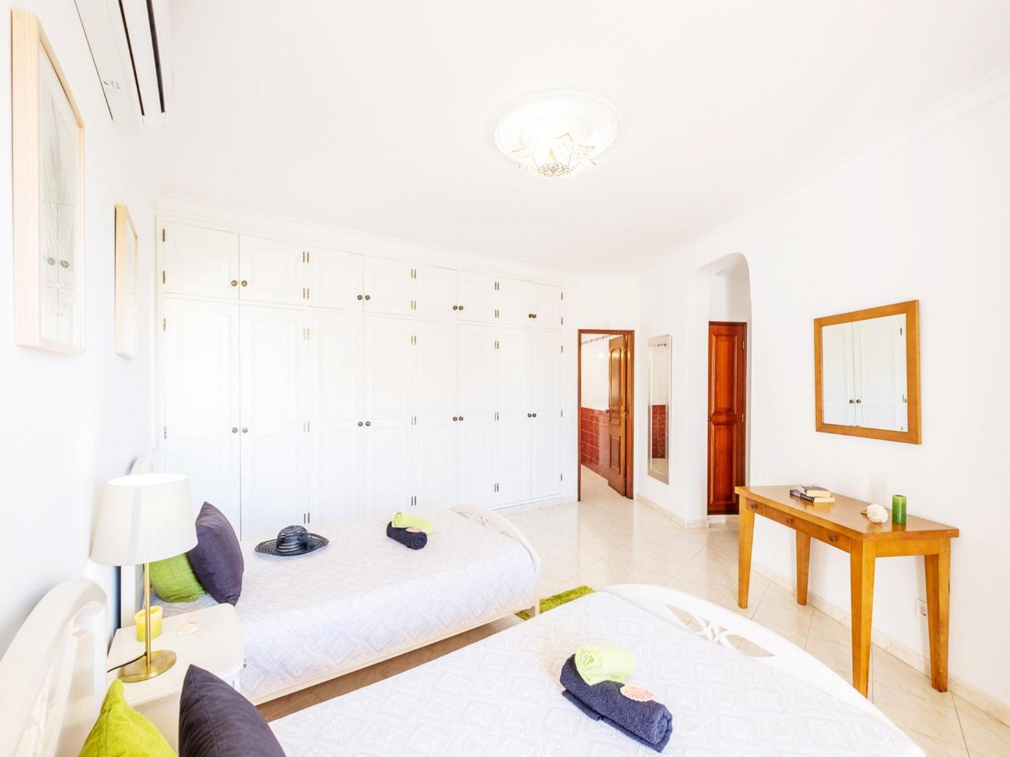 Amazing With Pool Villa Albufeira
