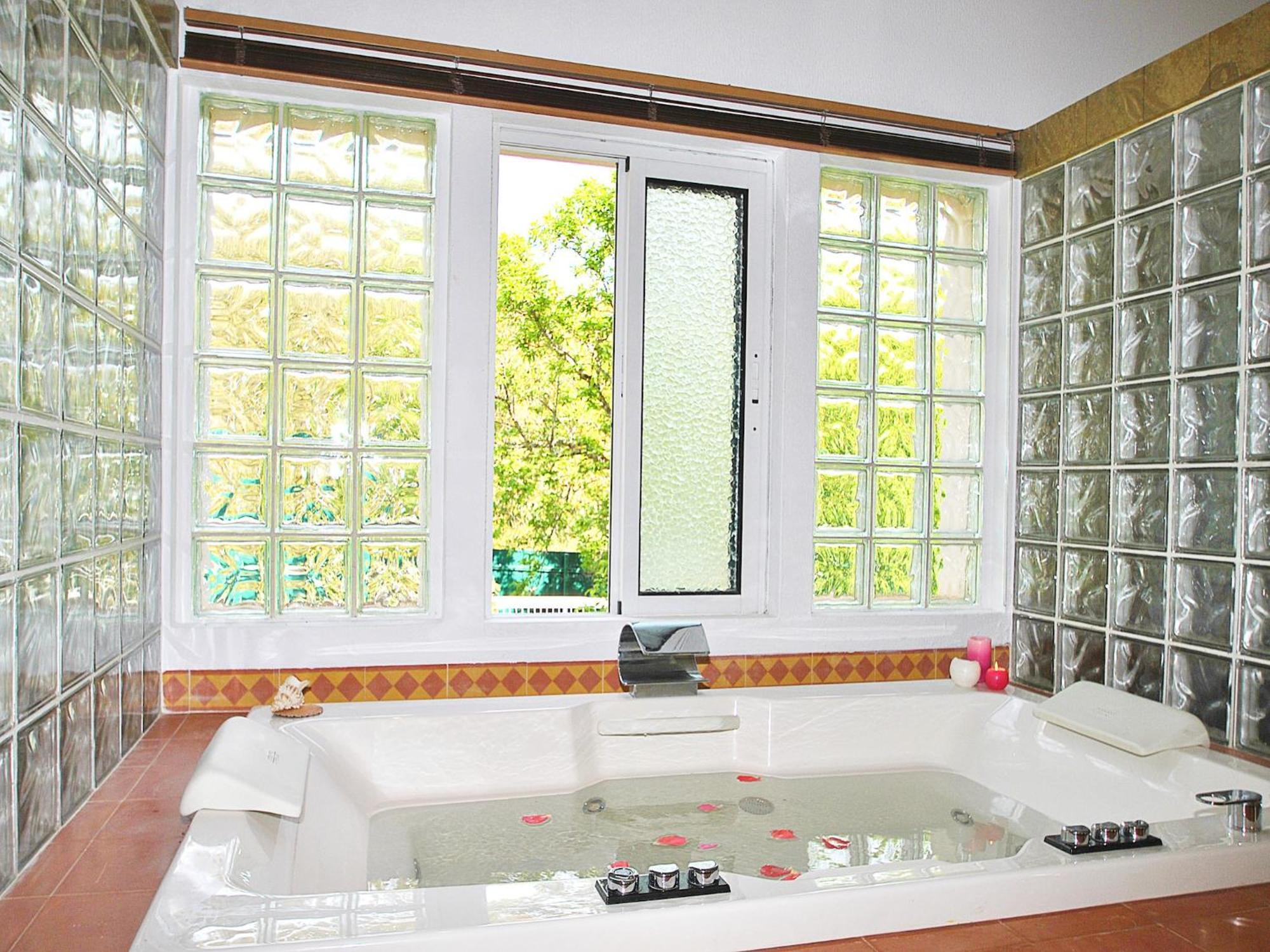 With Heatable Pool Villa