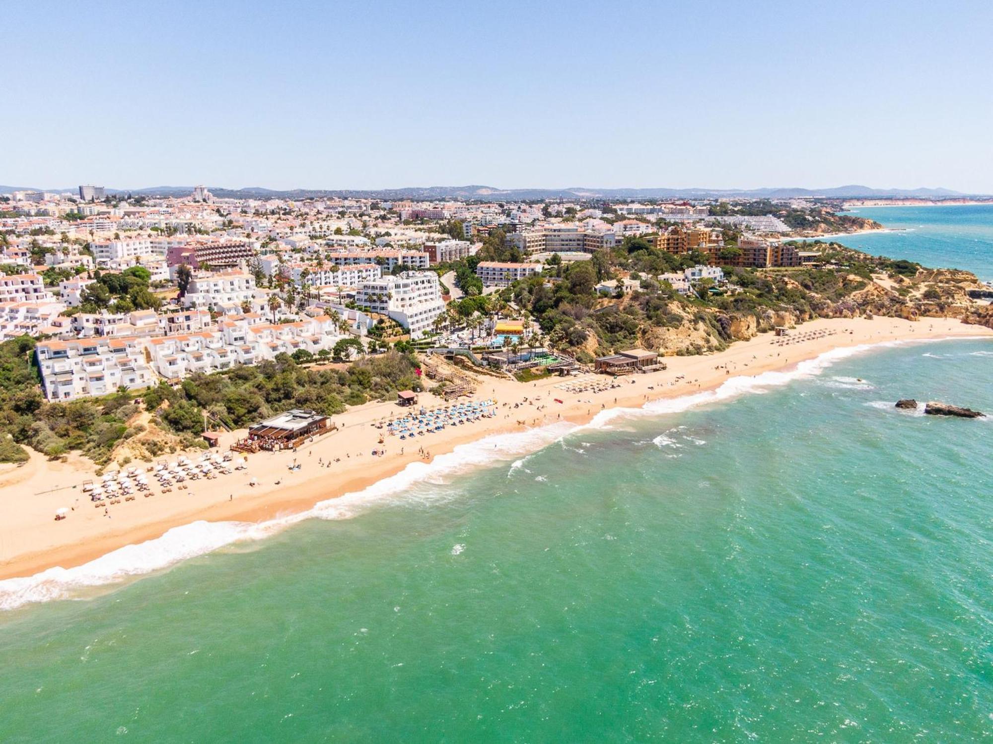 Apartment With Communal Pool Albufeira