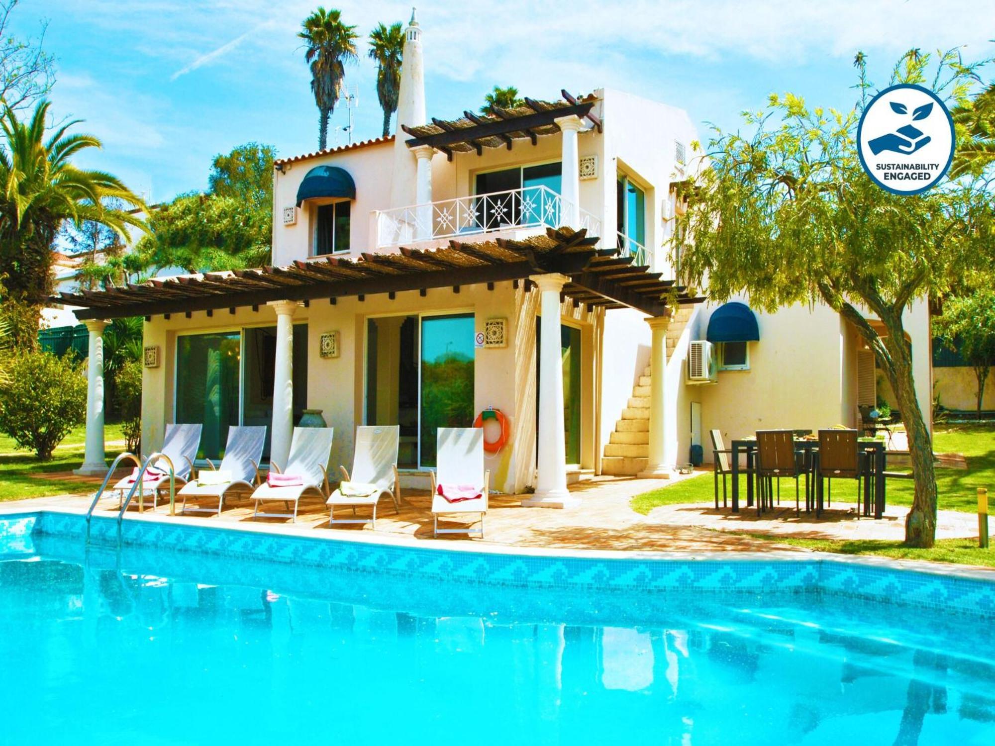 Villa With Heatable Pool Albufeira