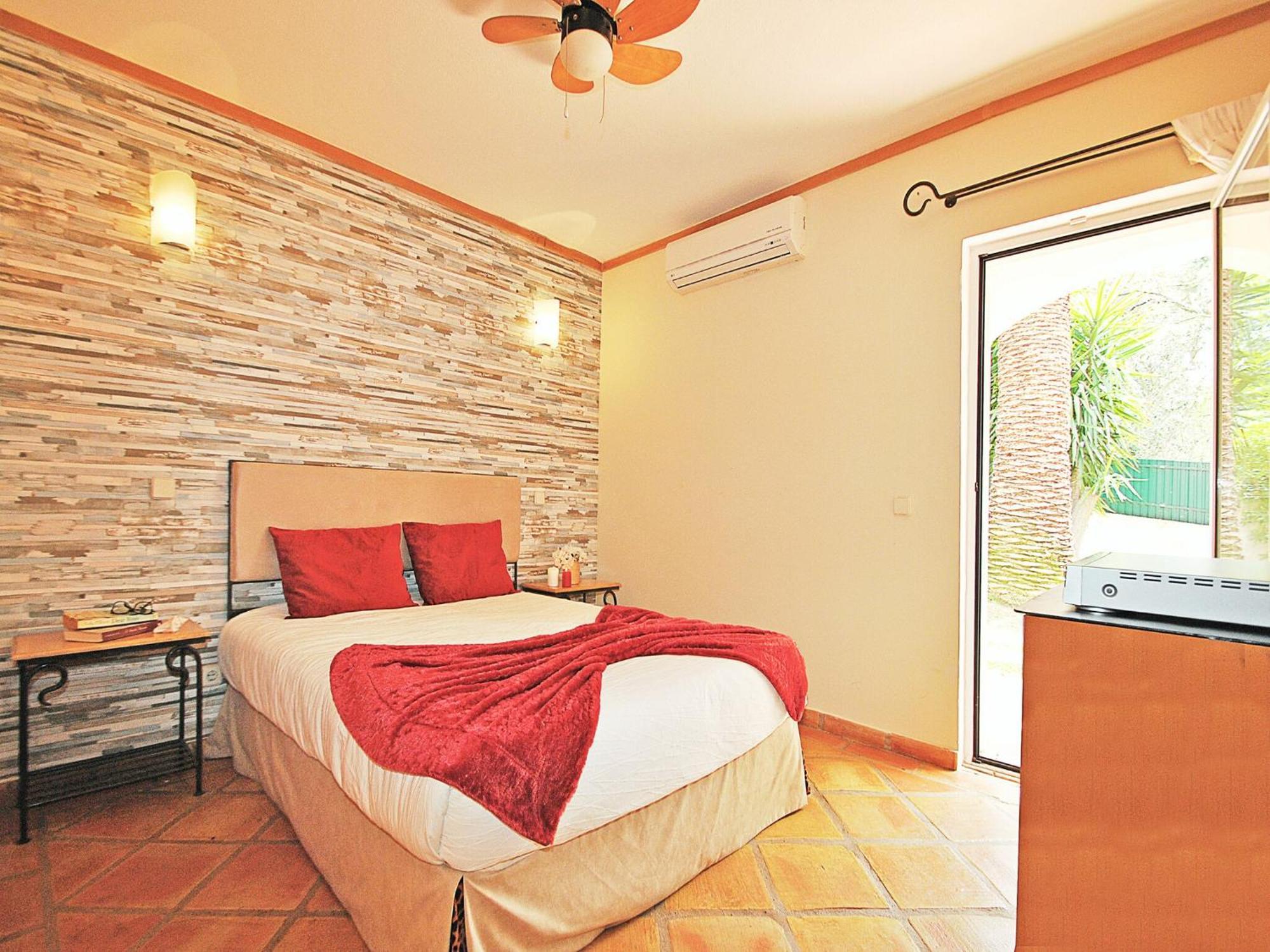 With Heatable Pool Albufeira