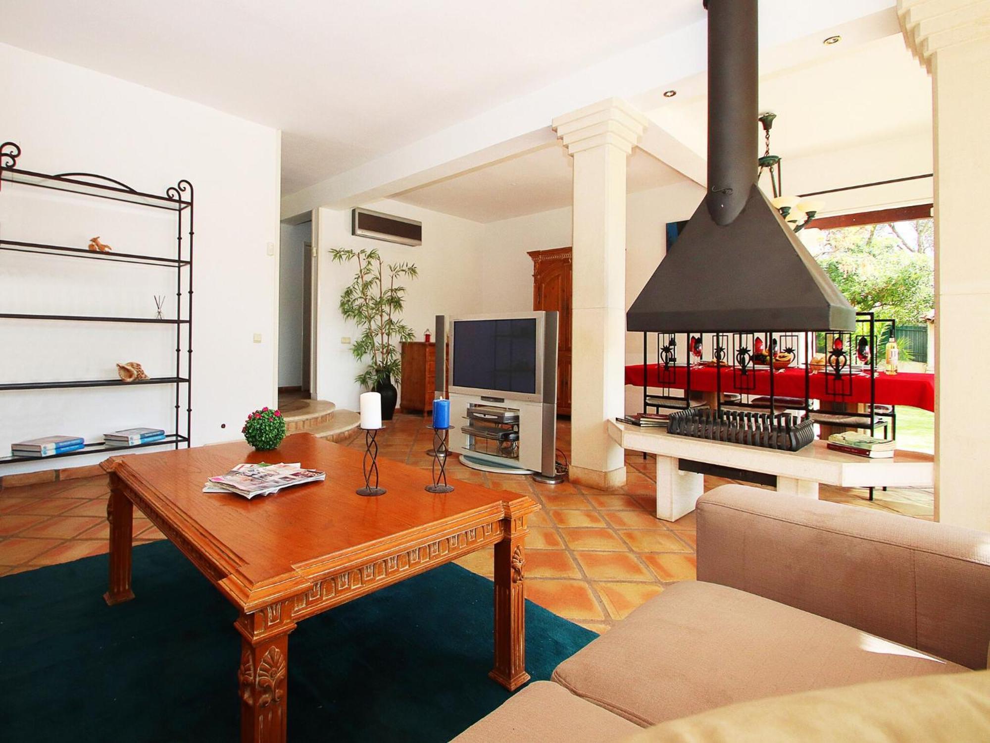With Heatable Pool Villa Albufeira