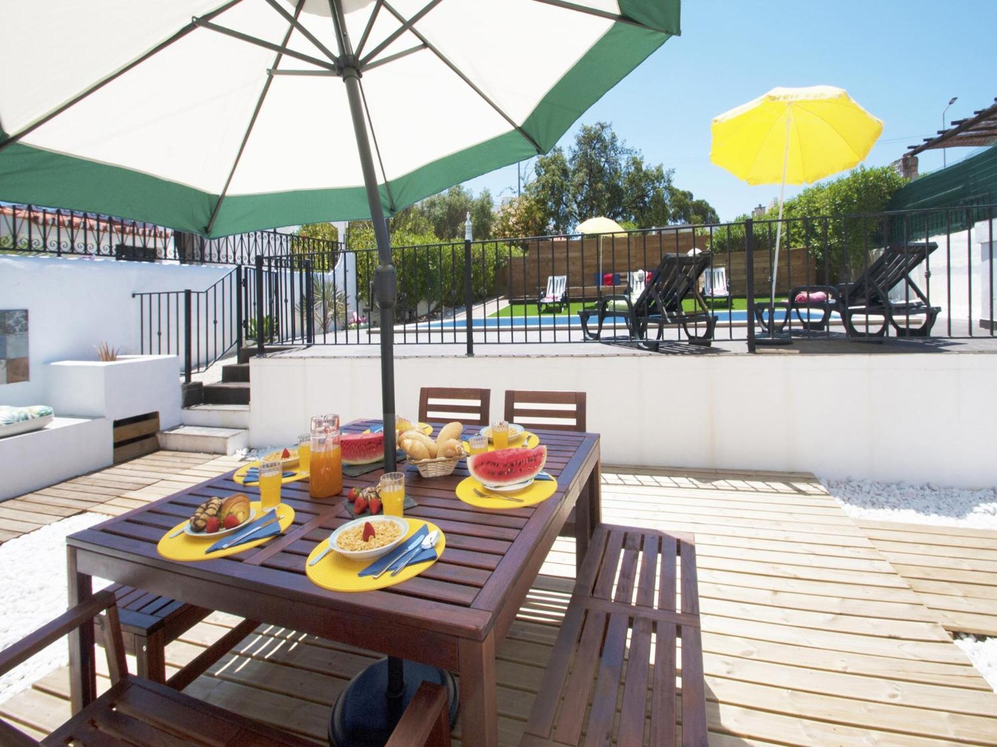 With Heatable Pool Villa *