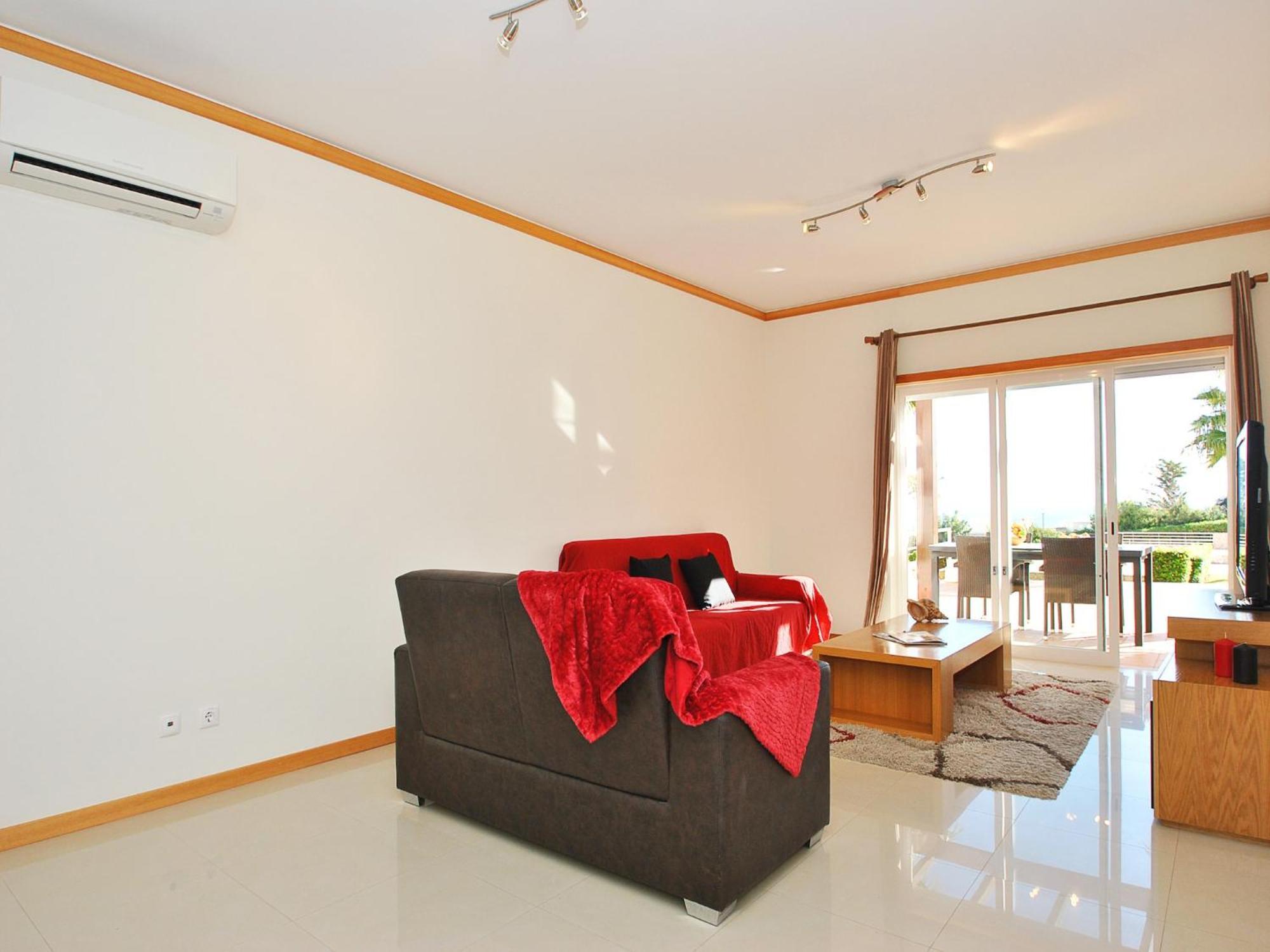 Seaside Townhouse Escape * Albufeira