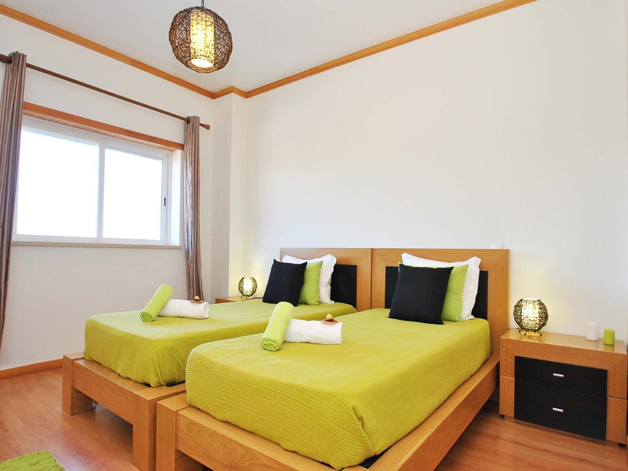 Seaside Townhouse Escape Albufeira