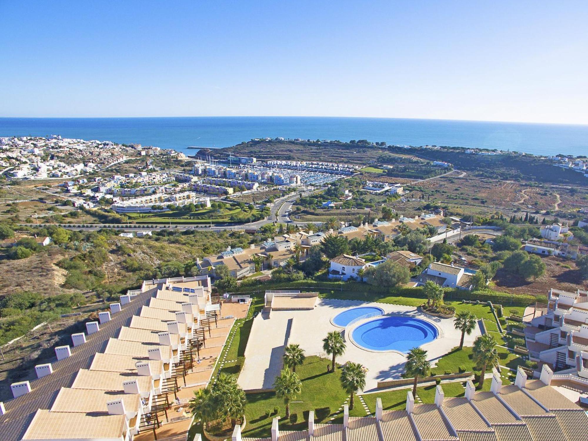 Seaside Townhouse Escape Albufeira