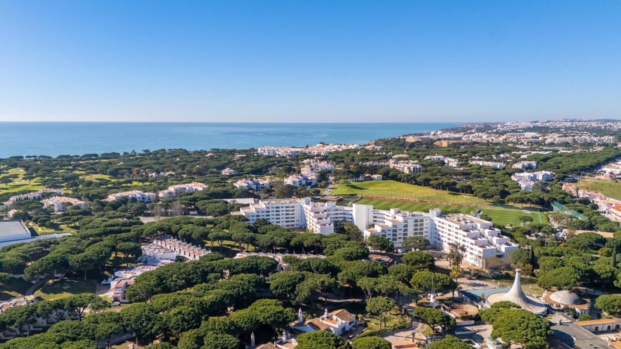 Apartment Acoteias W Pool By Lovelystay Albufeira