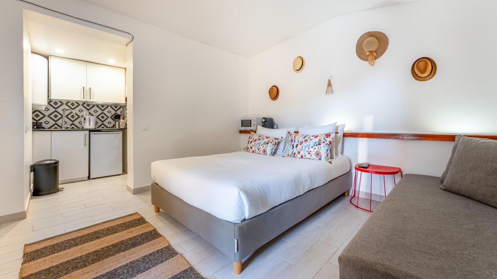 Apartment Acoteias W Pool By Lovelystay *