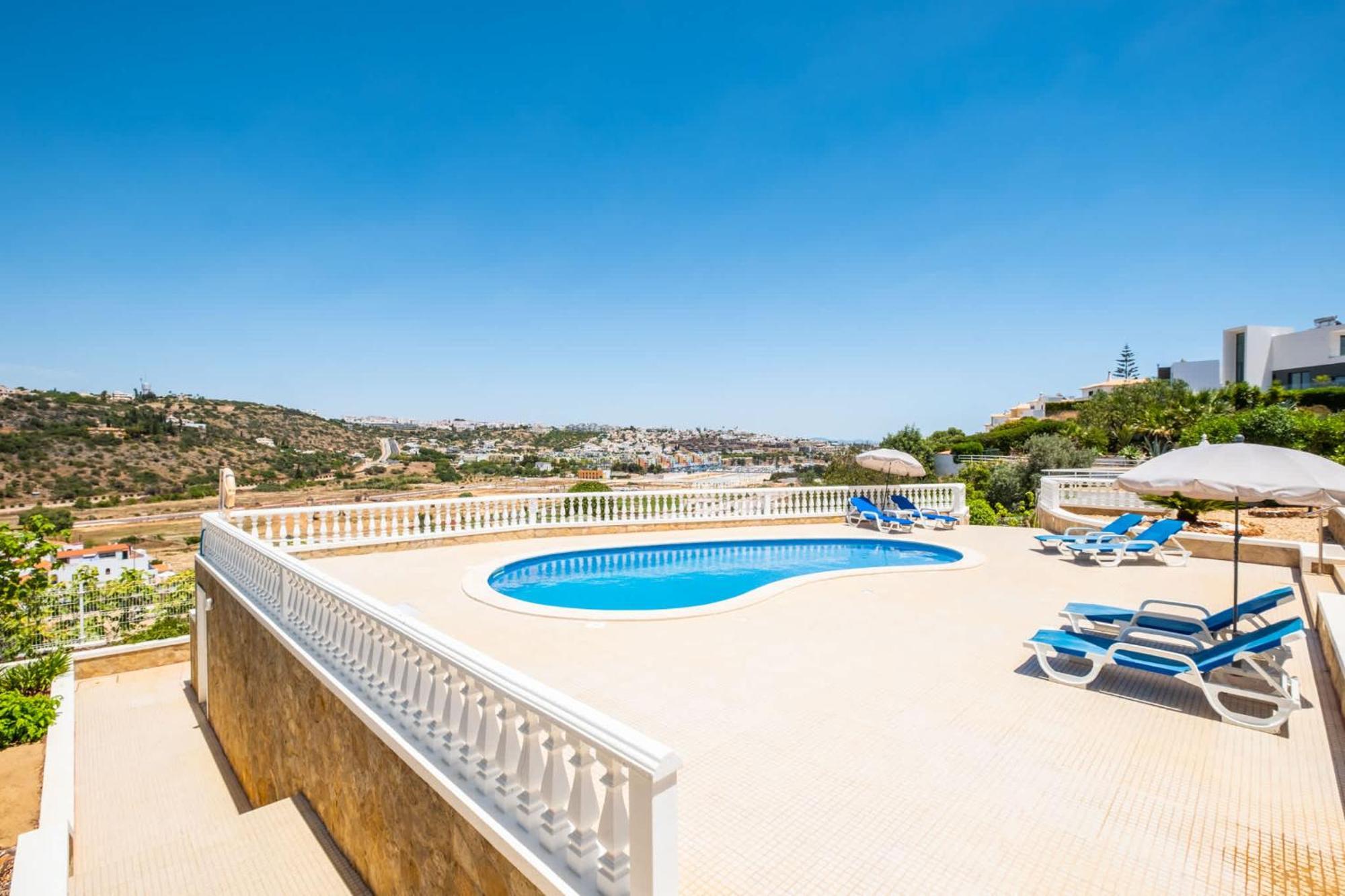 Mendes - Walking Distance To The * Albufeira