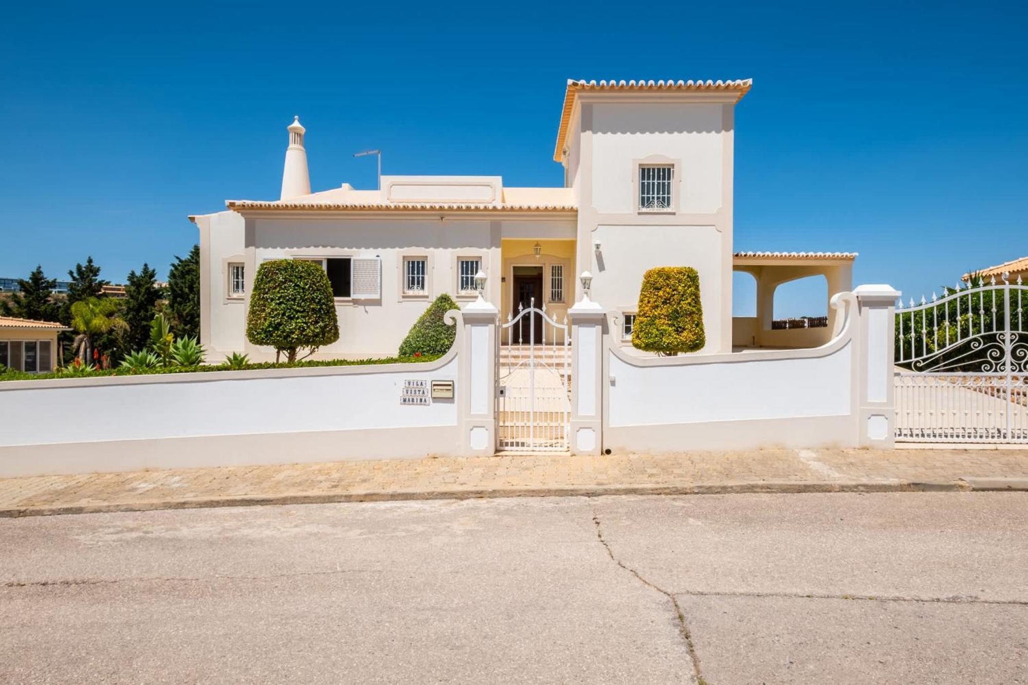Holiday home Mendes - Walking Distance To The Albufeira