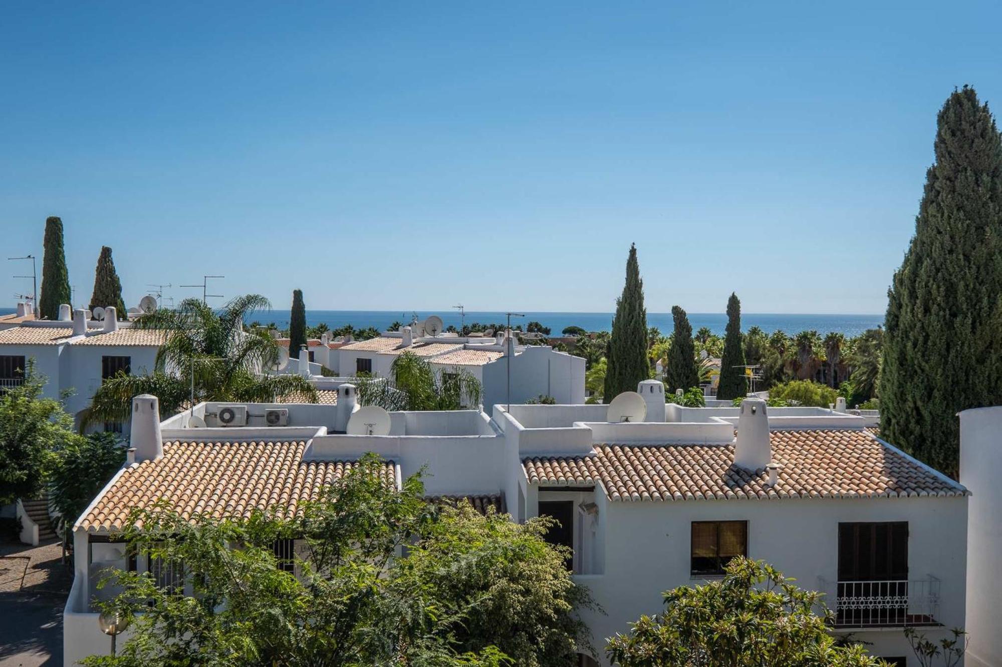 Luna - With A Pool Area With A Lounge Bar Holiday home Albufeira