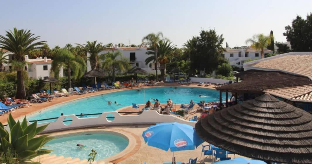 Luna - With A Pool Area With A Lounge Bar Holiday home