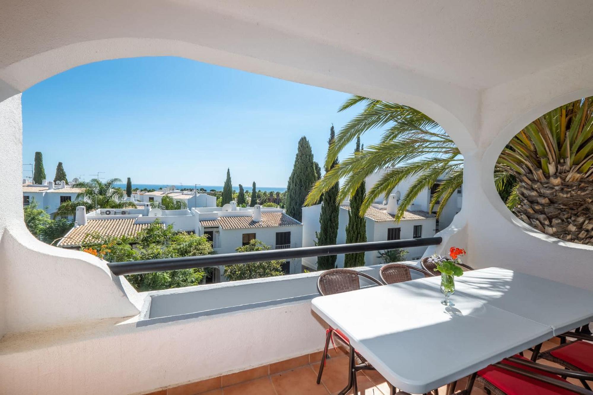Holiday home Luna - With A Pool Area With A Lounge Bar