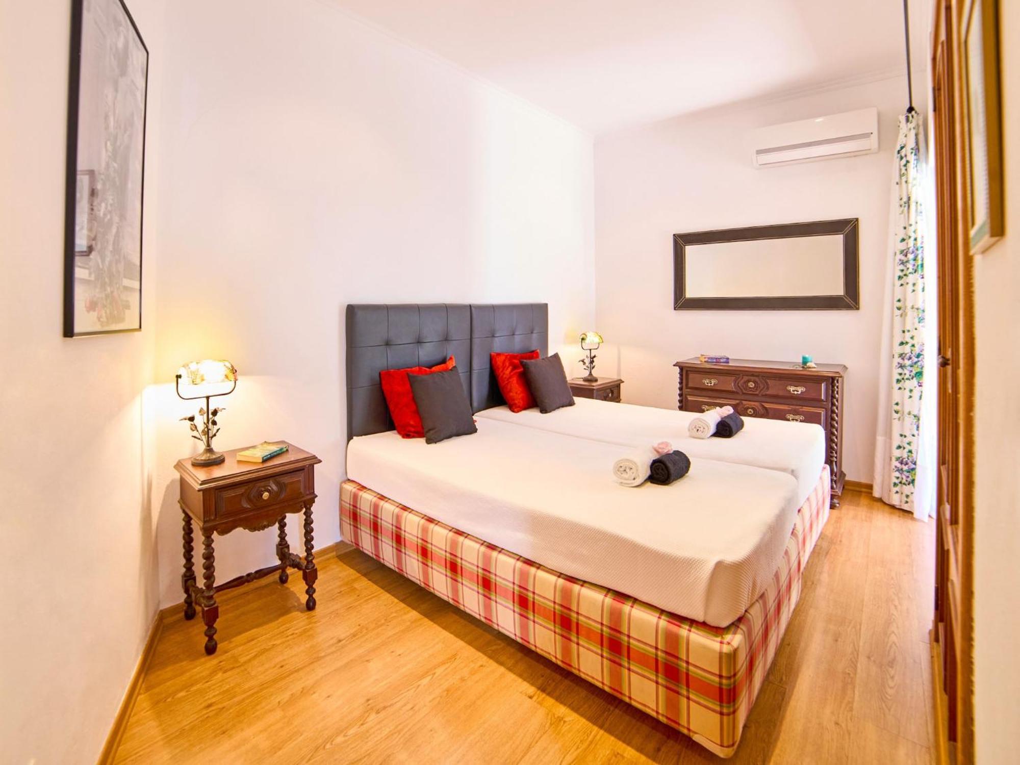 Single-storey House, 4 Bedrooms Albufeira