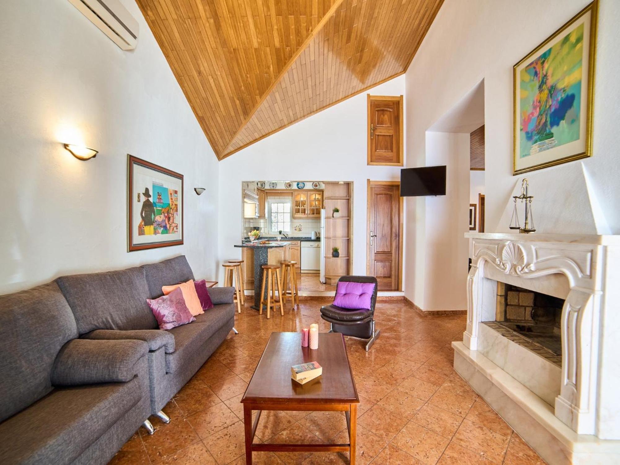 Single-storey House, 4 Bedrooms * Albufeira