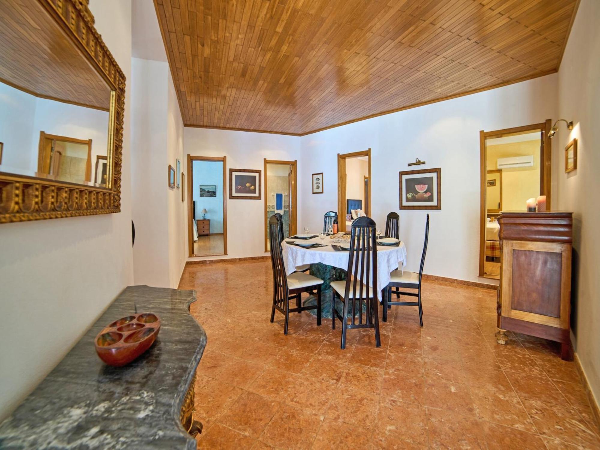 Single-storey House, 4 Bedrooms Villa Albufeira