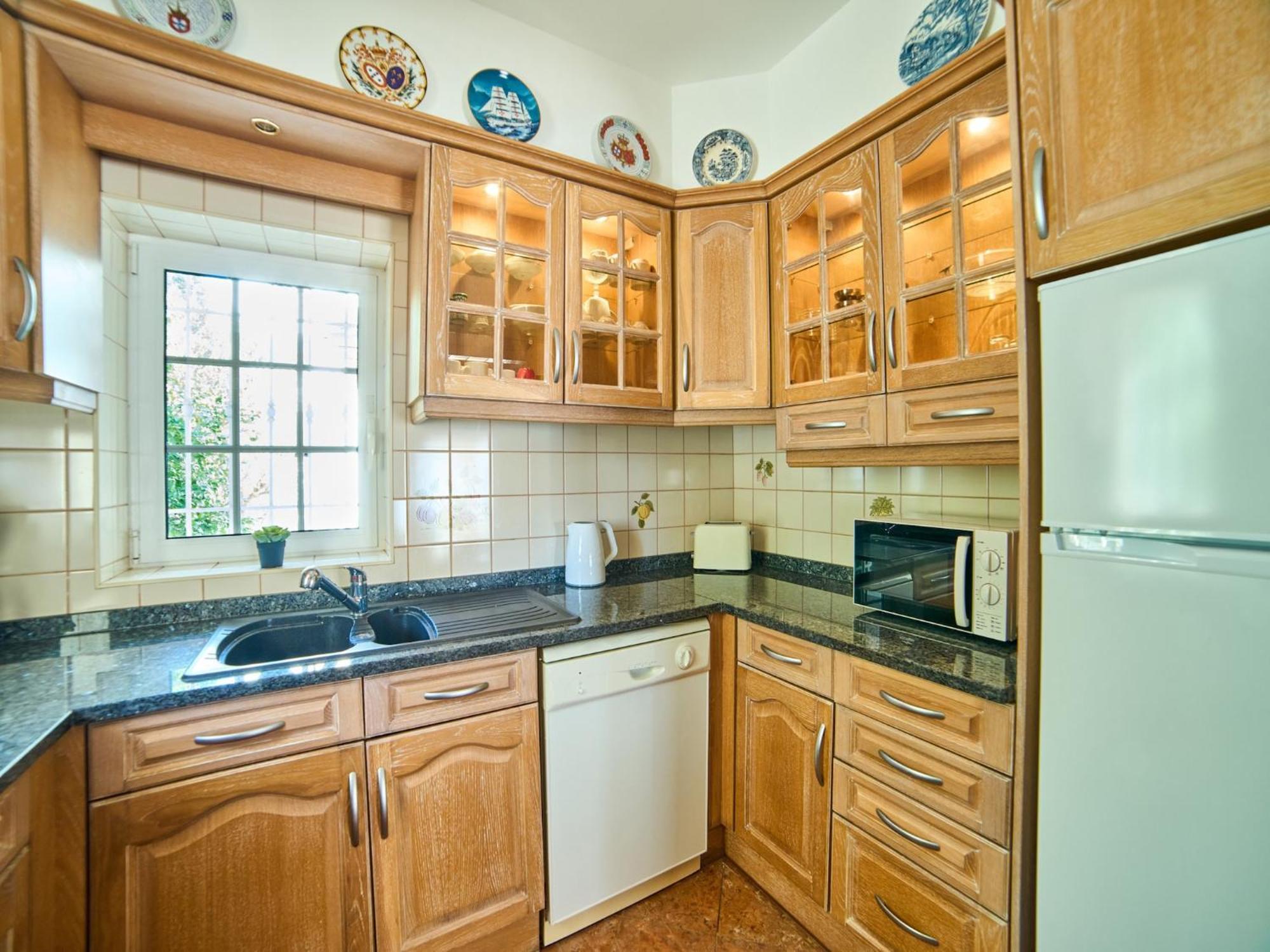 Single-storey House, 4 Bedrooms *