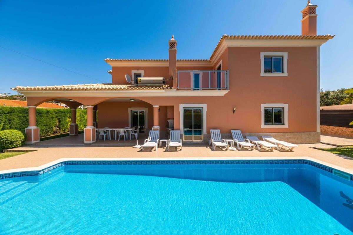 Vakantiehuis Hugo - Bright Modern Walk To Restaurants Albufeira