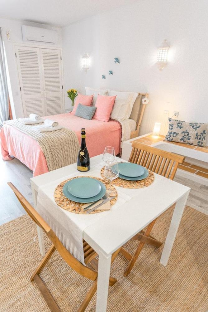 Apartment W Swim Pool And Seaview