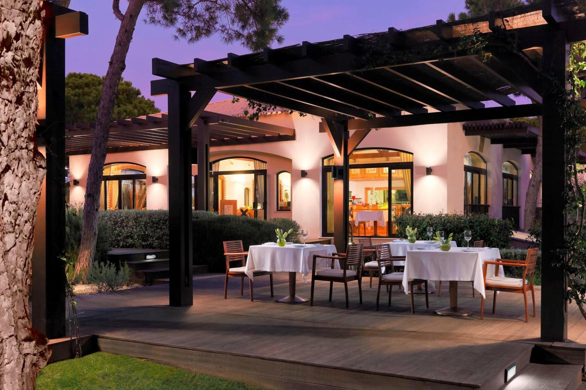 Pine Cliffs Ocean Suites, A Luxury Collection & Spa, Algarve 5*