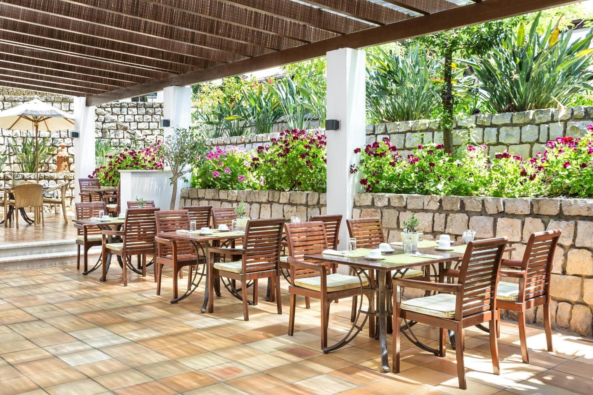Pine Cliffs Ocean Suites, A Luxury Collection & Spa, Algarve Albufeira