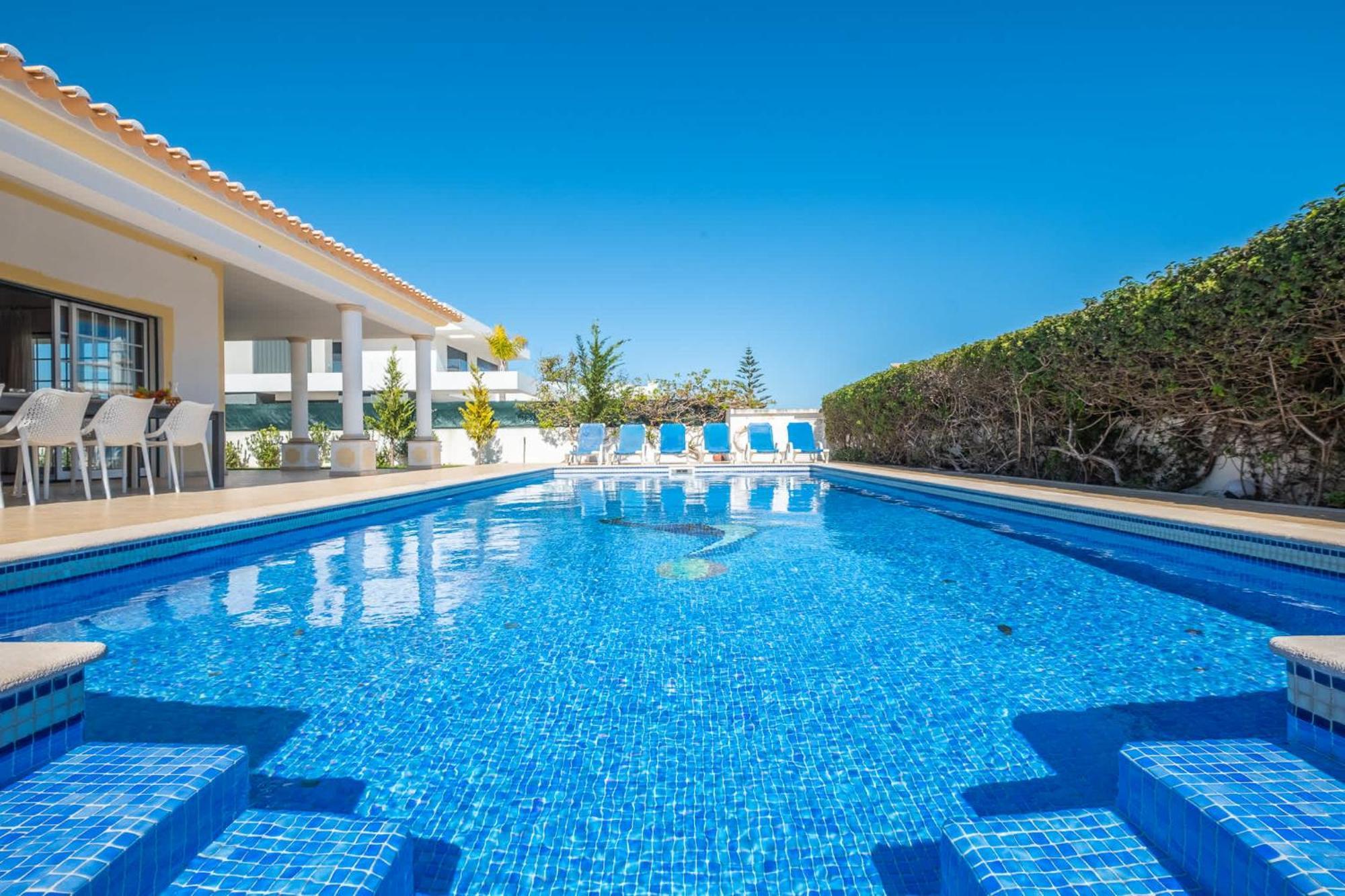Maria Palace - Games Gym & Bar Albufeira
