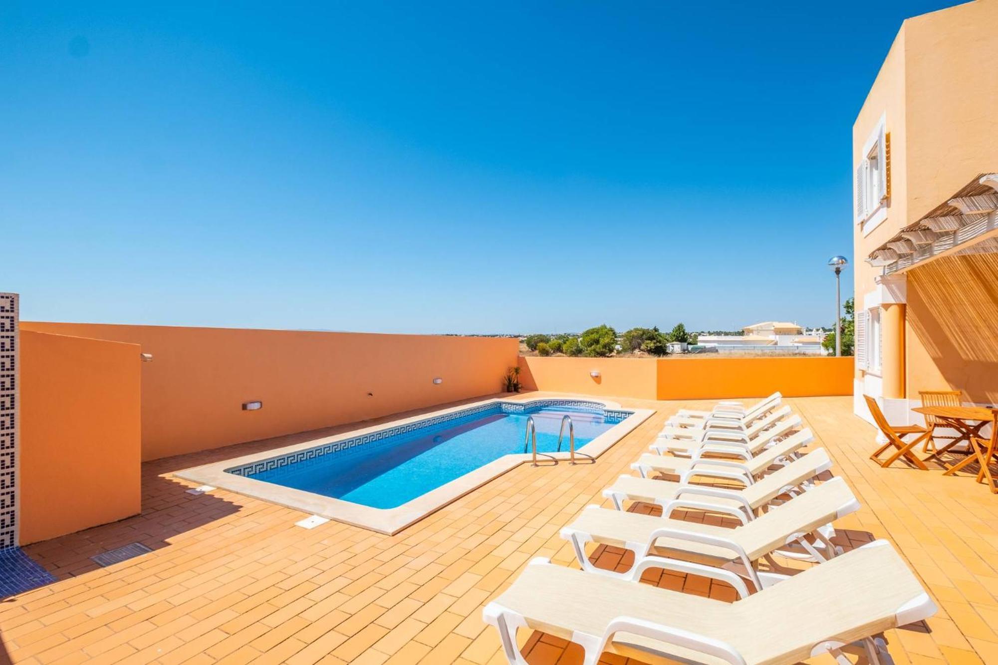 Habitate - Pool Fence & Heating Bars