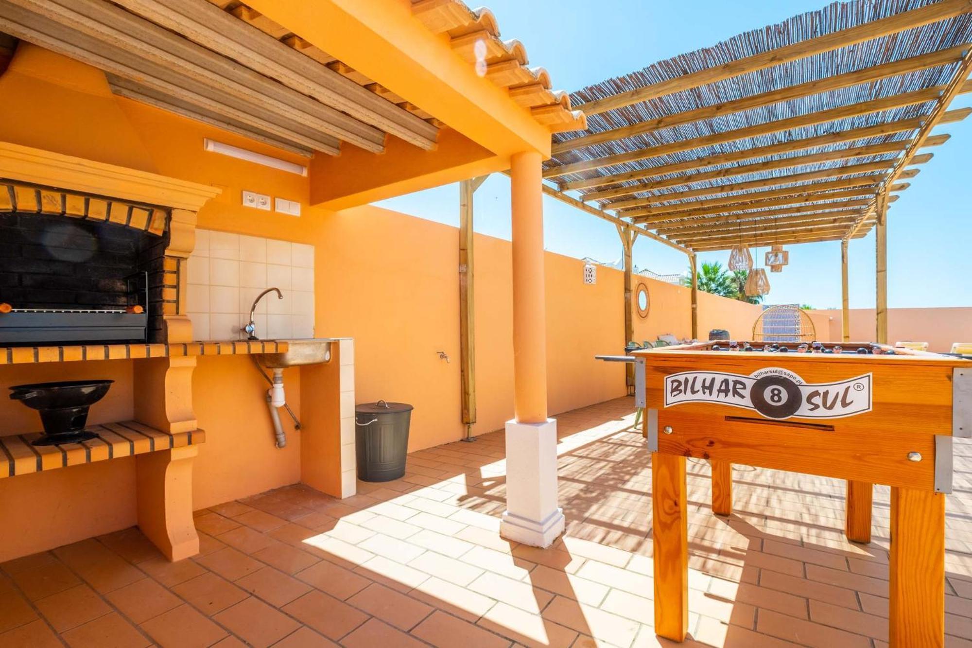 Habitate - Pool Fence & Heating Bars Holiday home