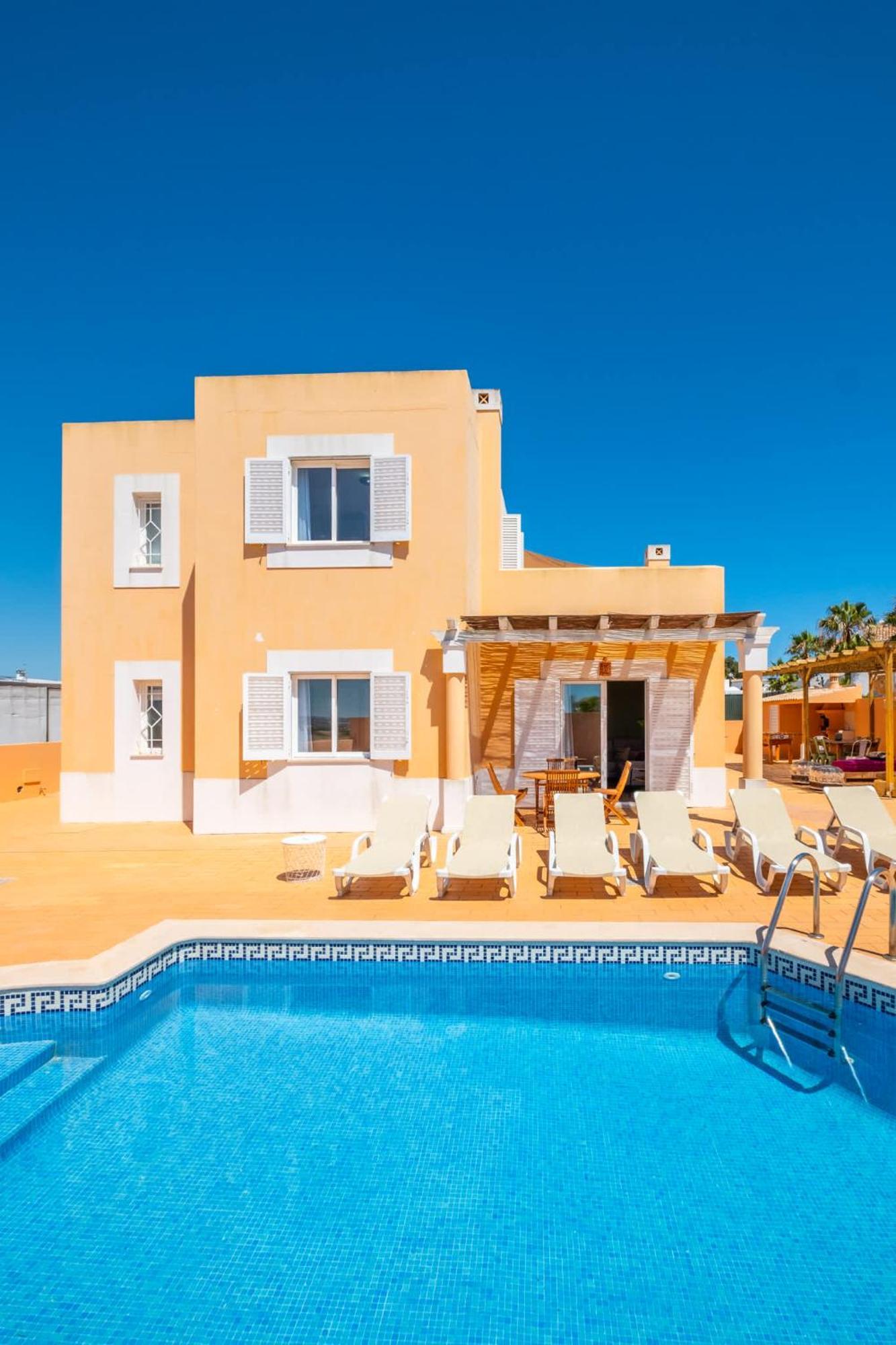 Holiday home Habitate - Pool Fence & Heating Bars