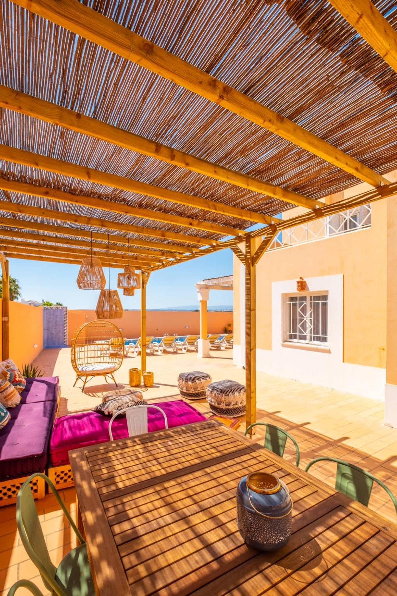 Habitate - Pool Fence & Heating Bars * Albufeira