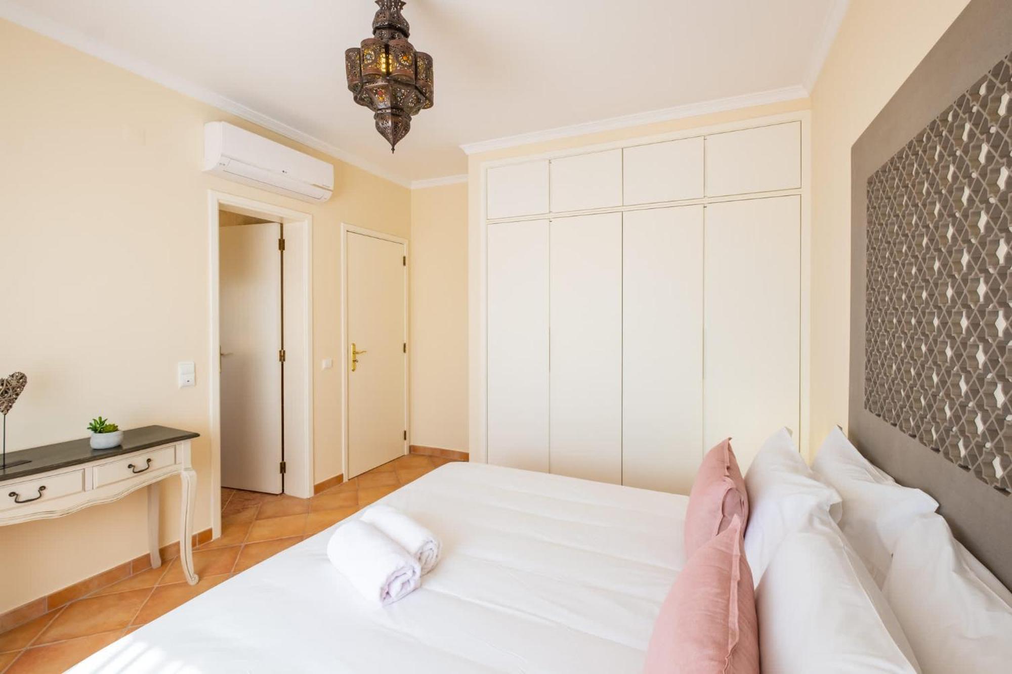 Habitate - Pool Fence & Heating Bars Albufeira