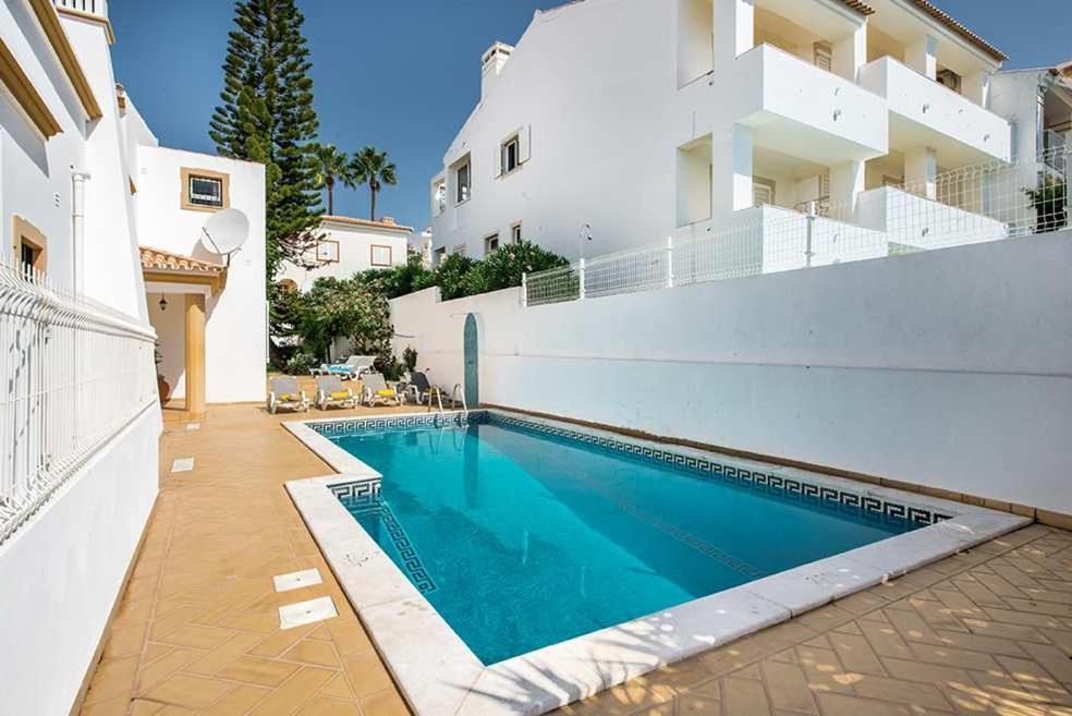 Almanda - Spacious Perfectly Located Between Marina And The Old Town