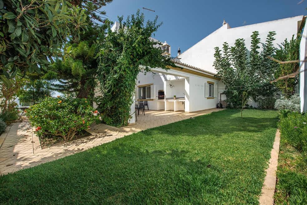 Almanda - Spacious Perfectly Located Between Marina And The Old Town Albufeira