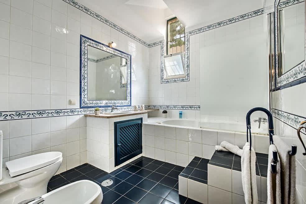 Almanda - Spacious Perfectly Located Between Marina And The Old Town Holiday home Albufeira