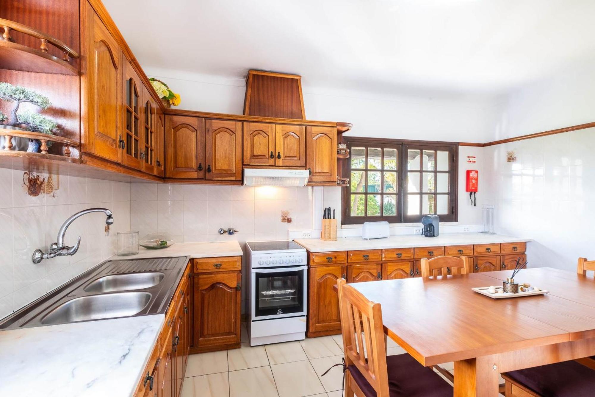 Patroves Ranch - Private Pool & Sea Views Holiday home *