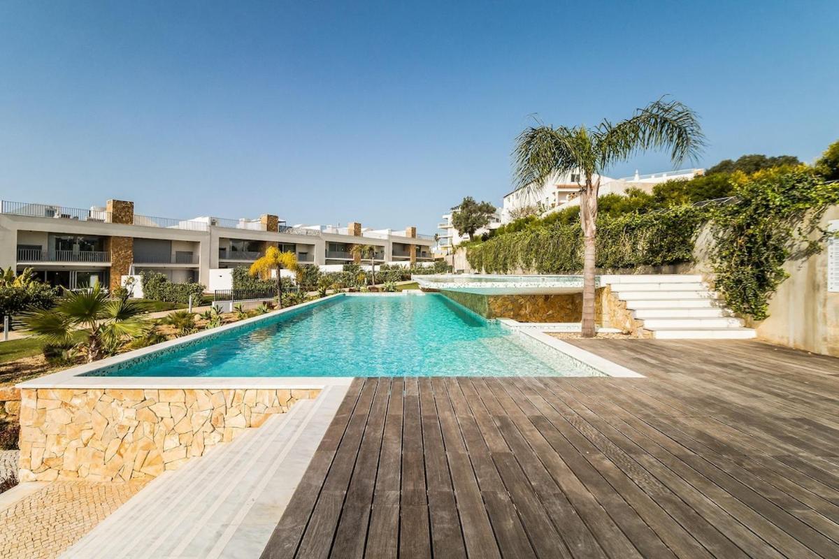 Family 3 Bedrooms Private Rooftop With Pool Villa *