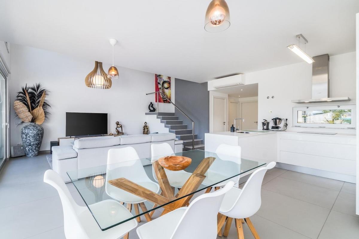 Family 3 Bedrooms Private Rooftop With Pool Villa