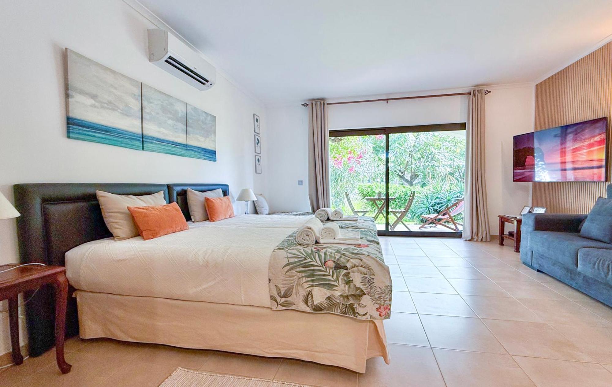 Apt. 65, Premium Location, Beach&swimming Pool Apartment *