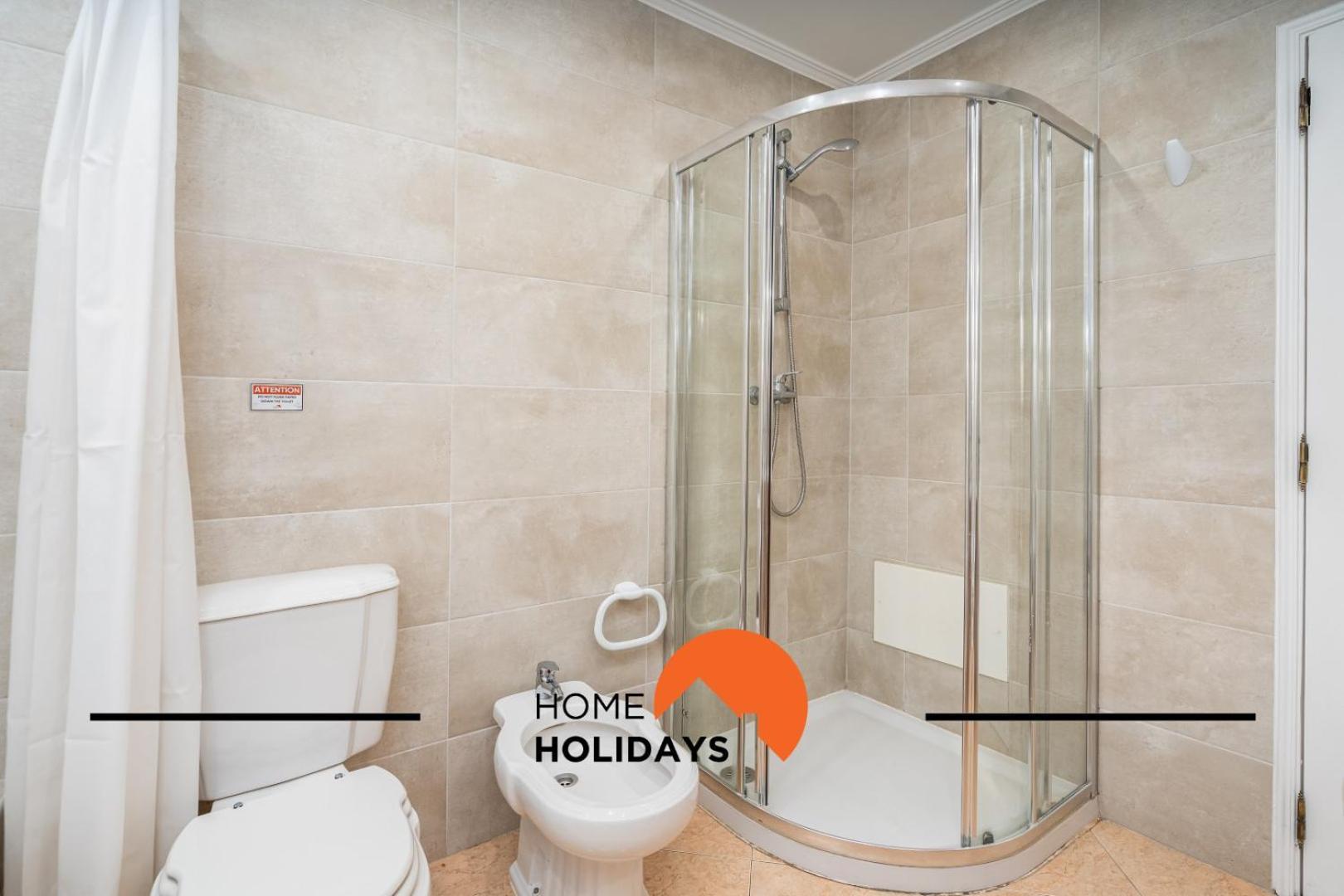 #278 Fonte Dos Leoes By Holidays *