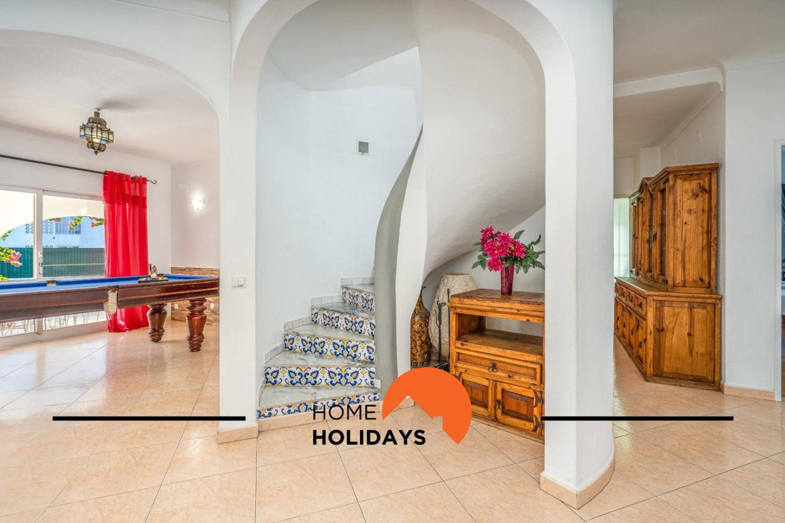 #278 Fonte Dos Leoes By Holidays