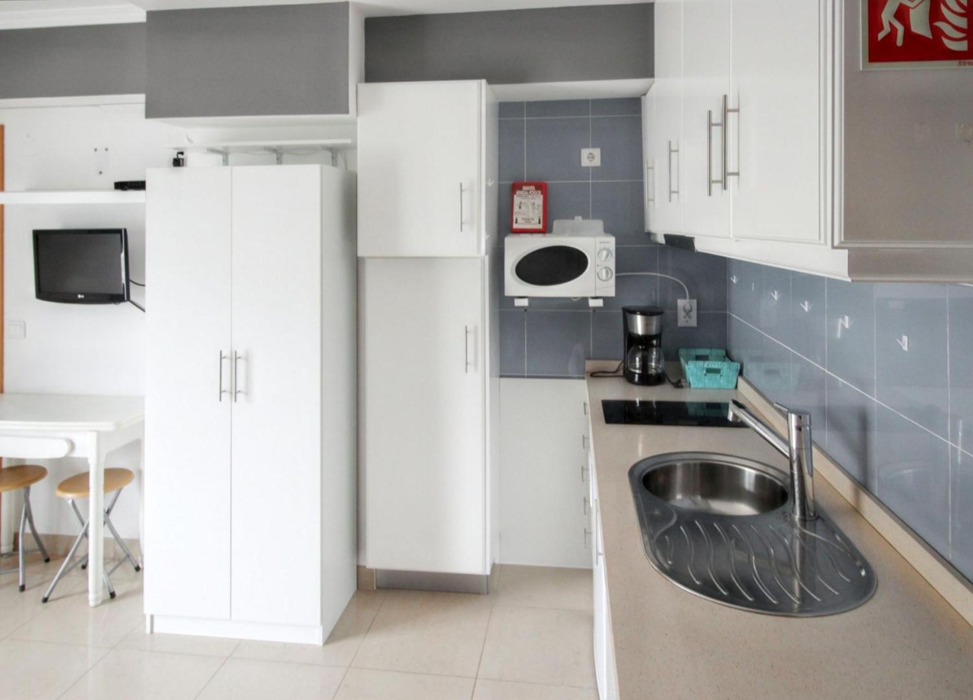 Apartment Comfortable In 20 M² Pleasant Balcony *