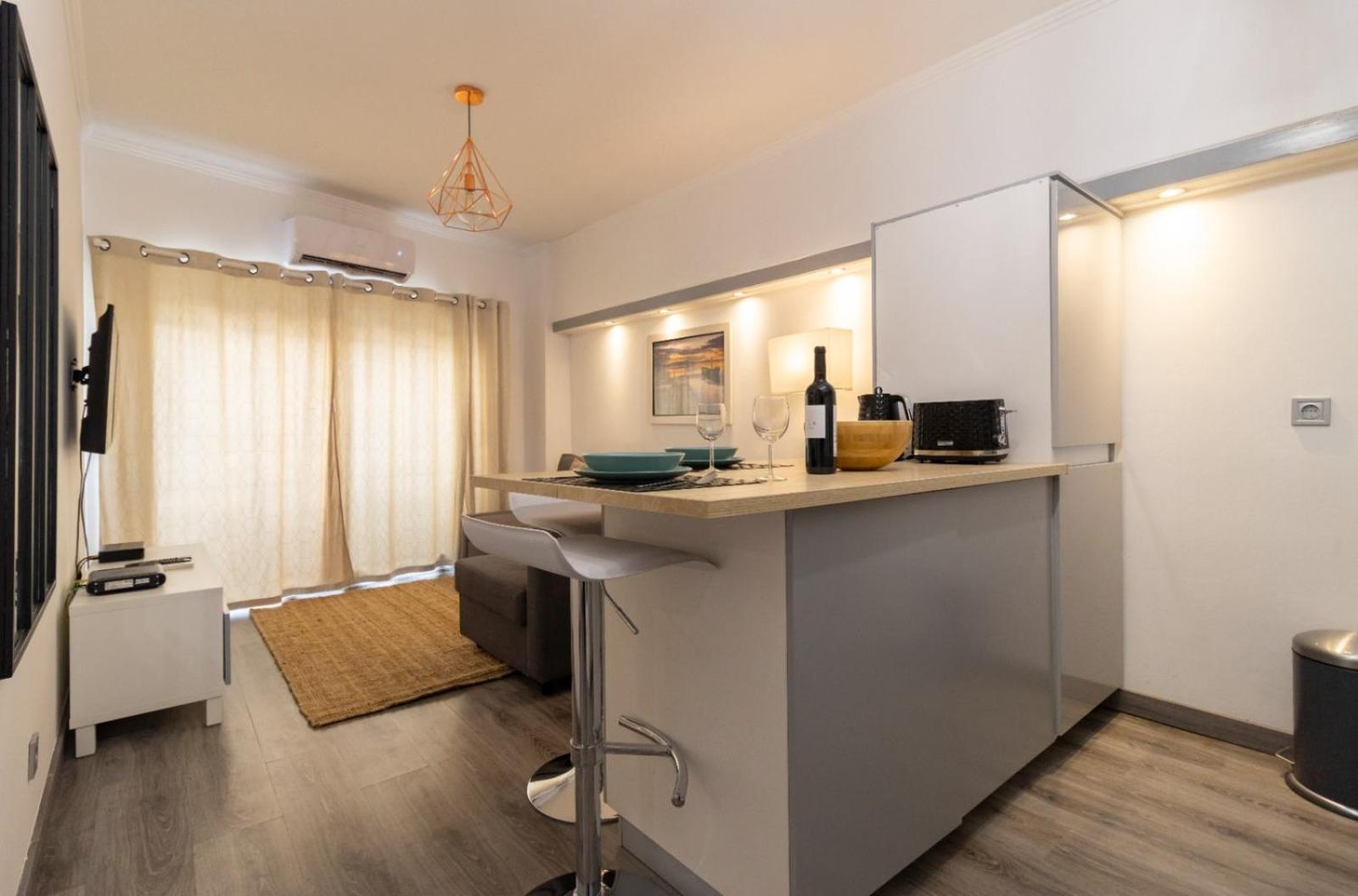 Cozy Flat Near Oura *