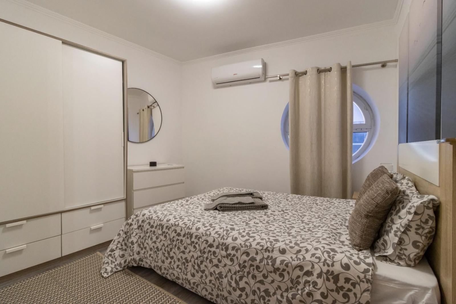 Cozy Flat Near Oura *
