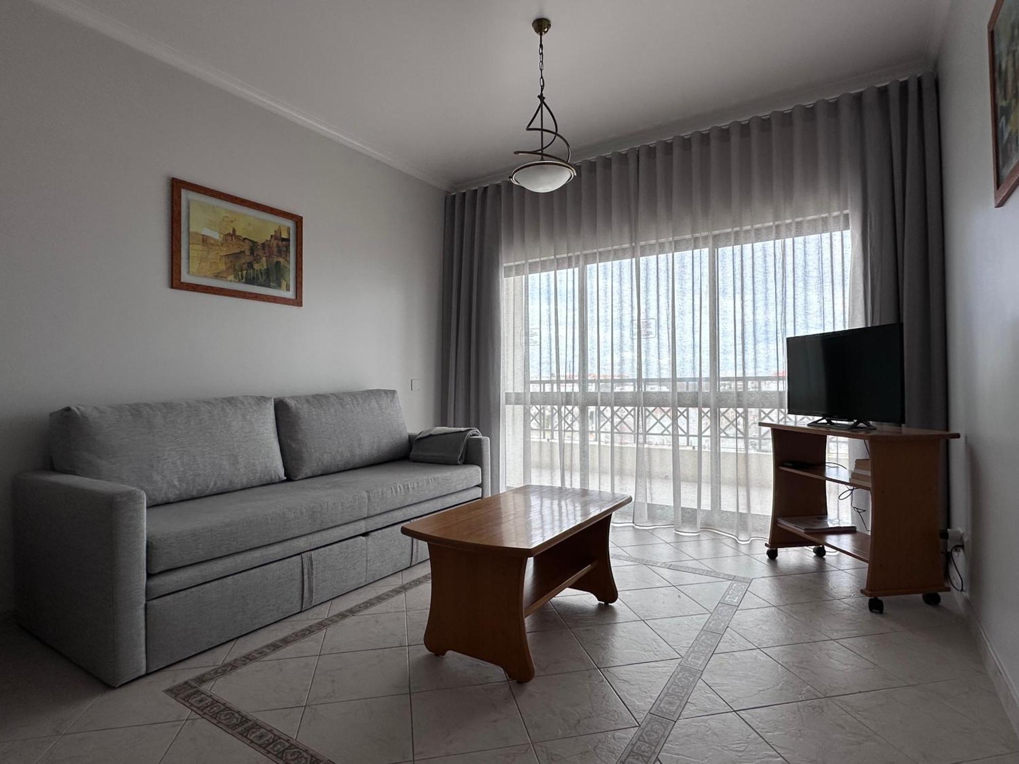 Apartment Sunset Haven In - Short Walk To Oldtown Albufeira
