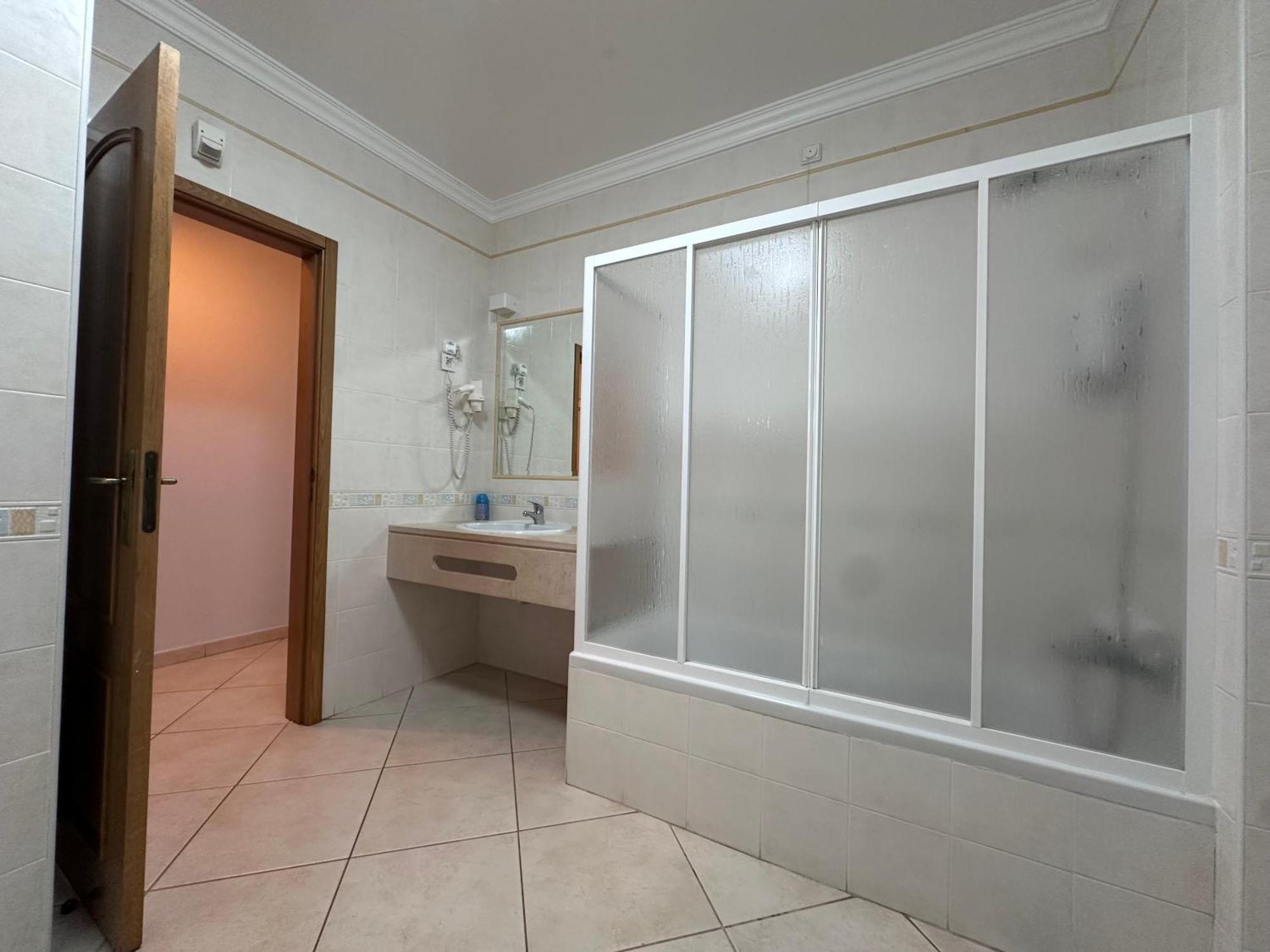 Oceanview Bliss In Retreat Over Oldtown Apartment Albufeira