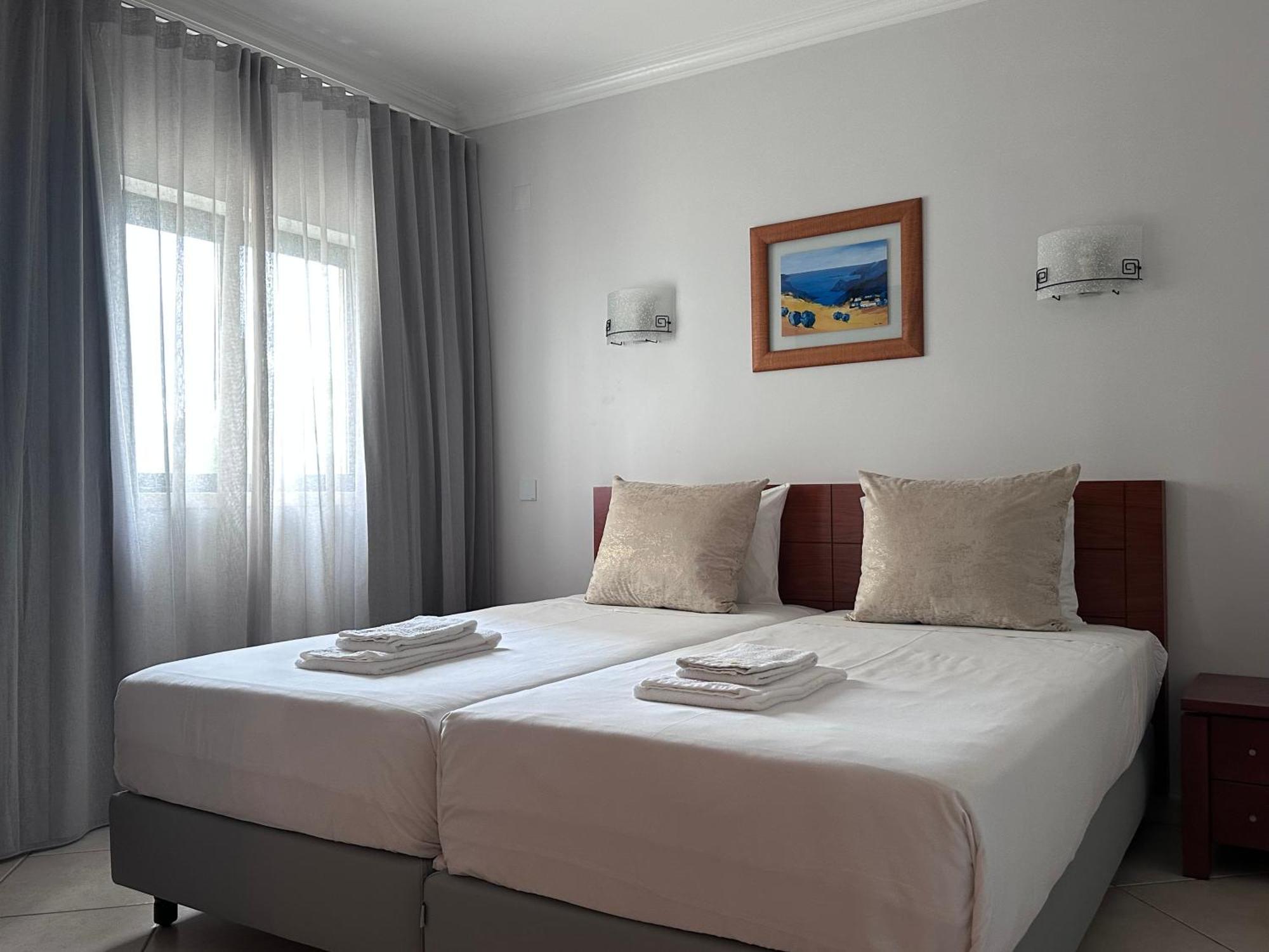 Oceanview Bliss In Retreat Over Oldtown Apartment Albufeira