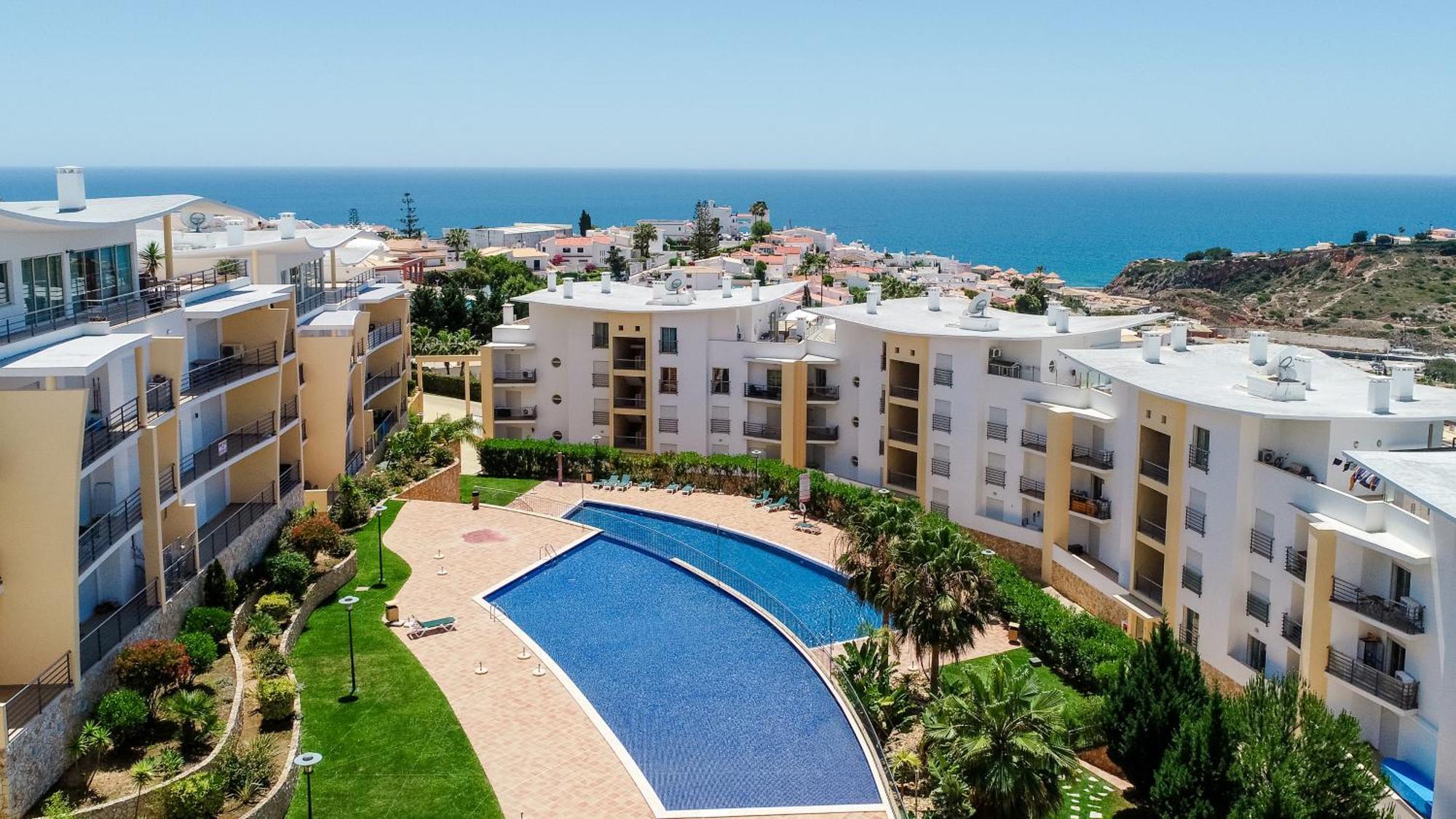 Apartment Homes White Rose Garden With 2 Terraces & 2 Swimming Pools