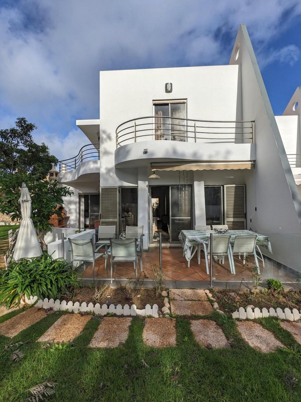 Quintaloes, 5 Mins From Old Town Albufeira
