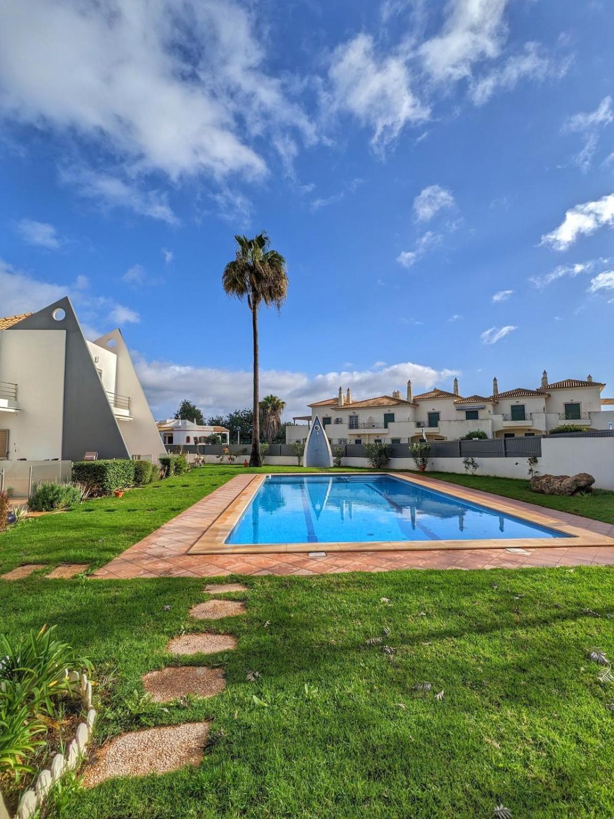 Quintaloes, 5 Mins From Old Town * Albufeira