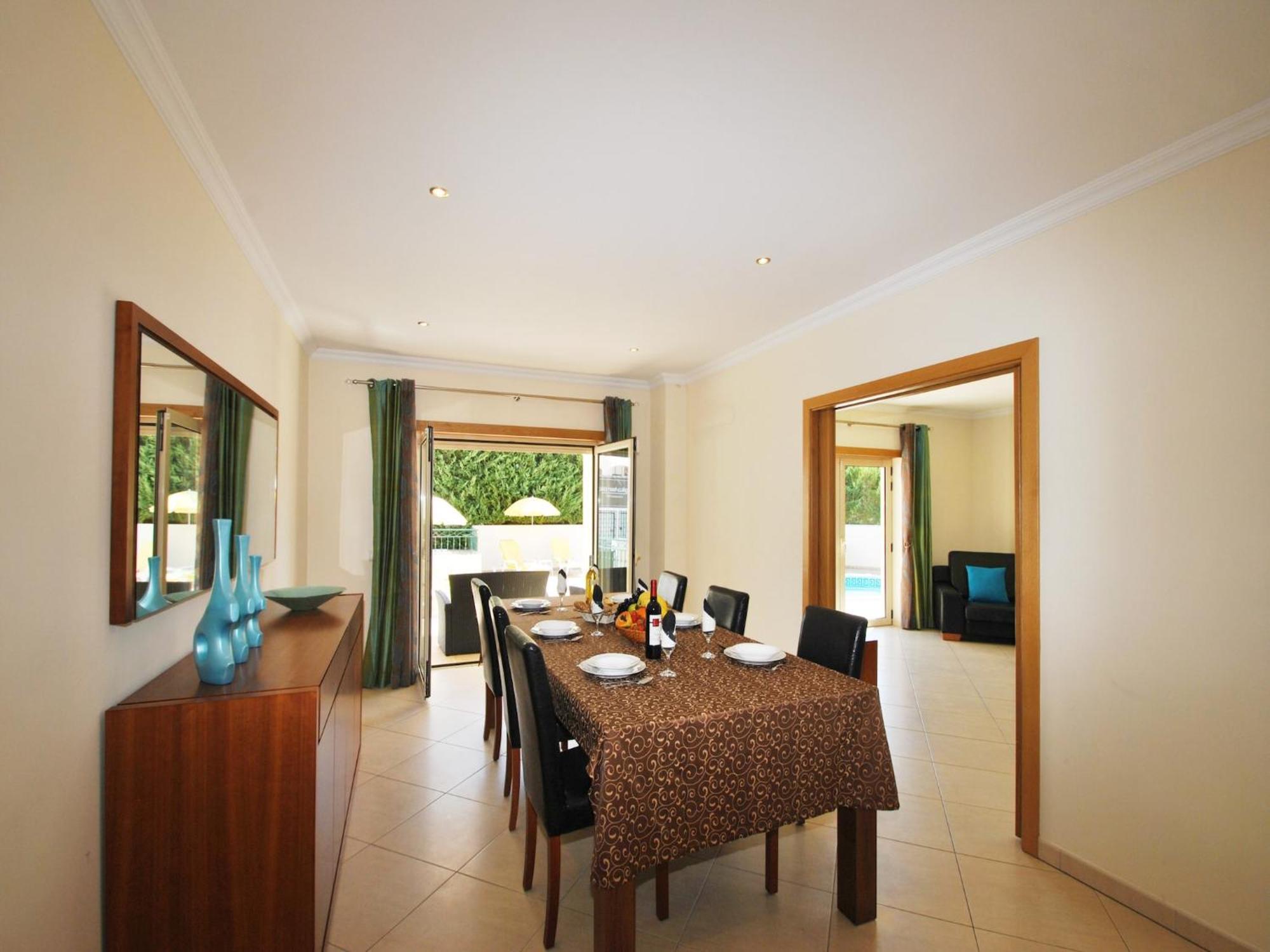 Luxurious In With Private Pool *